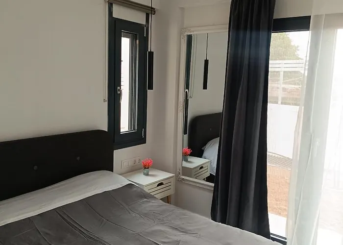 Maria 6 Minimalist Newly Built Townhouse