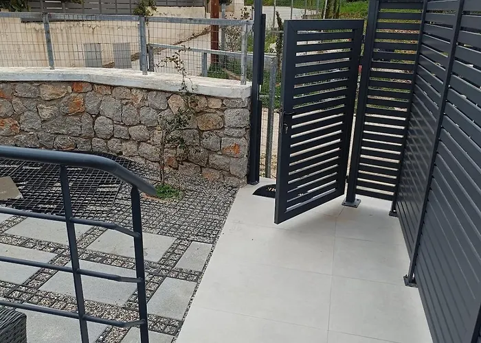 Maria 6 Minimalist Newly Built Townhouse Holiday home Kato Almiri